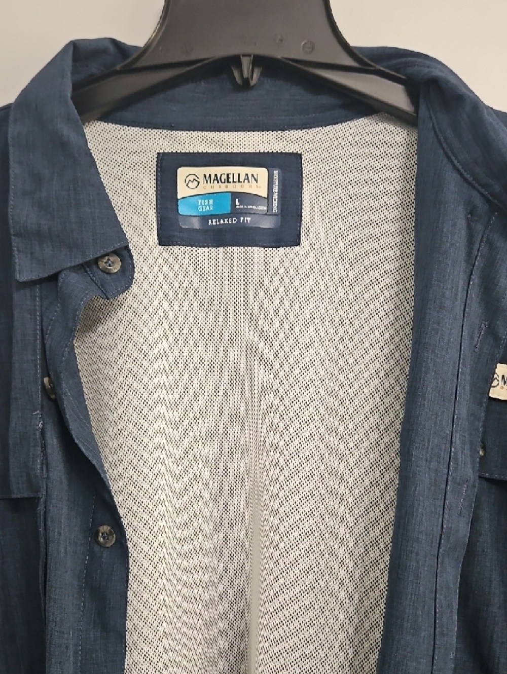 Magellan Outdoors Men’s Long-Sleeve Button-Down Shirt in Navy Blue - Picture 7 of 9